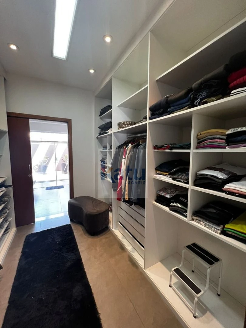 Imagens do imóveis Casa à Venda com 05 Suítes no Condomínio Il Paradiso - Vinhedo/SP