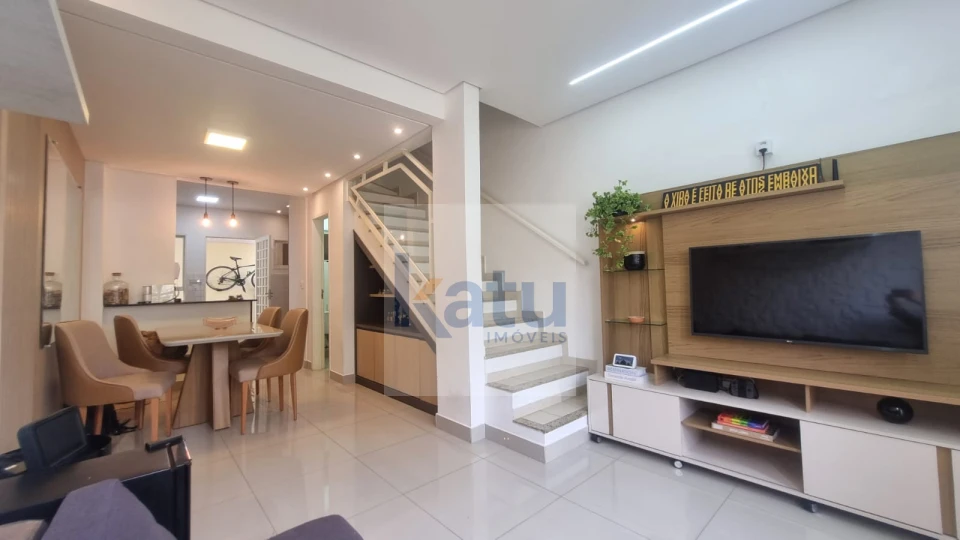 Imagens do imóveis CASA À VENDA COM 02 DORMITÓRIOS NO CONDOMÍNIO CAMINHOS DA SERRA 2 - JUNDIAÍ/SP