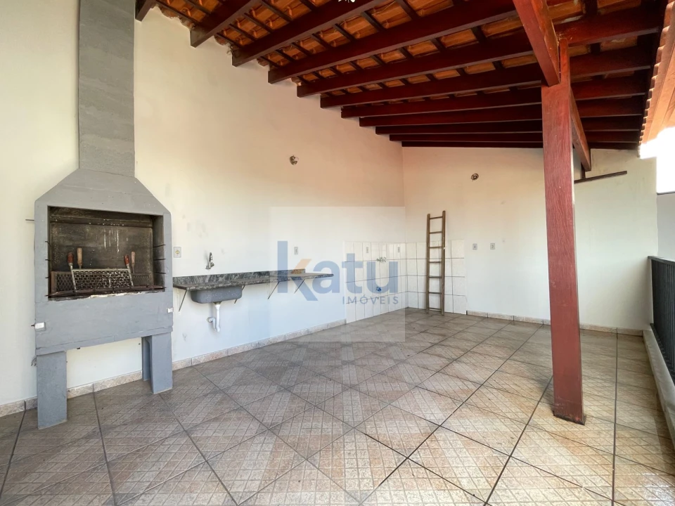 Imagens do imóveis Casa com Edicula à Venda ou Locação no Bairro Medeiros - Jundiai/SP