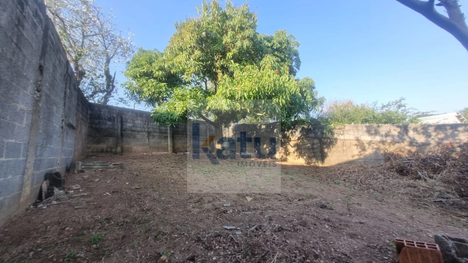 Imagens do imóveis CASA À VENDA COM 4 DORMITÓRIOS NO BAIRRO VILA ROSSI - JUNDIAÍ/SP