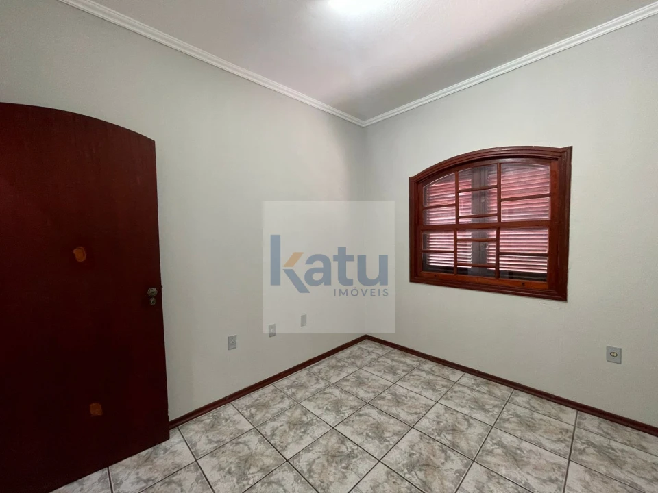 Imagens do imóveis Casa com Edicula à Venda ou Locação no Bairro Medeiros - Jundiai/SP