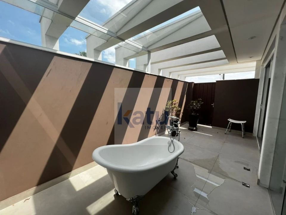 Imagens do imóveis Casa à Venda com 05 Suítes no Condomínio Il Paradiso - Vinhedo/SP