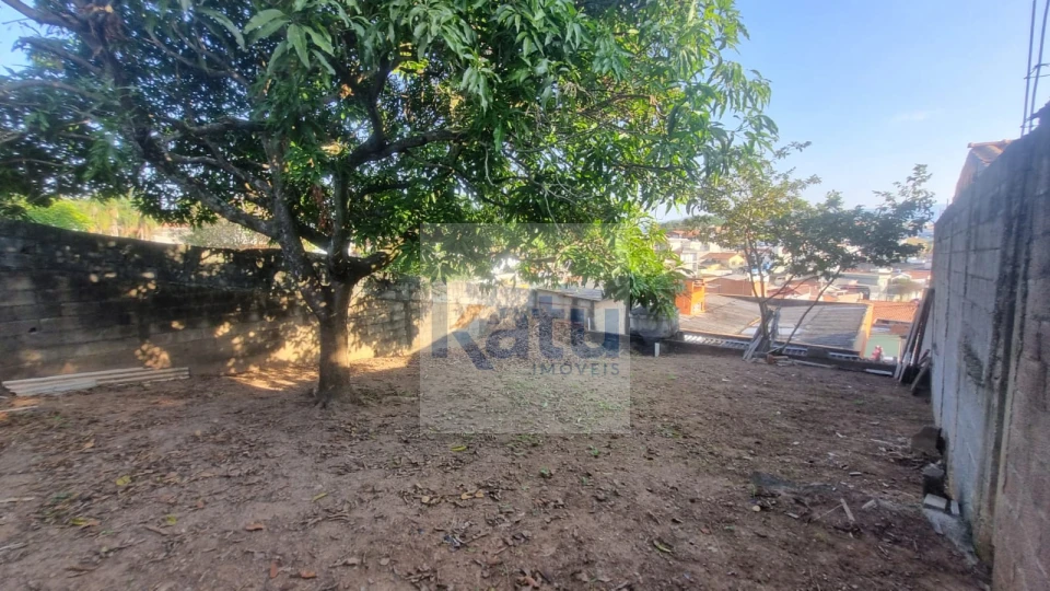 Imagens do imóveis CASA À VENDA COM 4 DORMITÓRIOS NO BAIRRO VILA ROSSI - JUNDIAÍ/SP