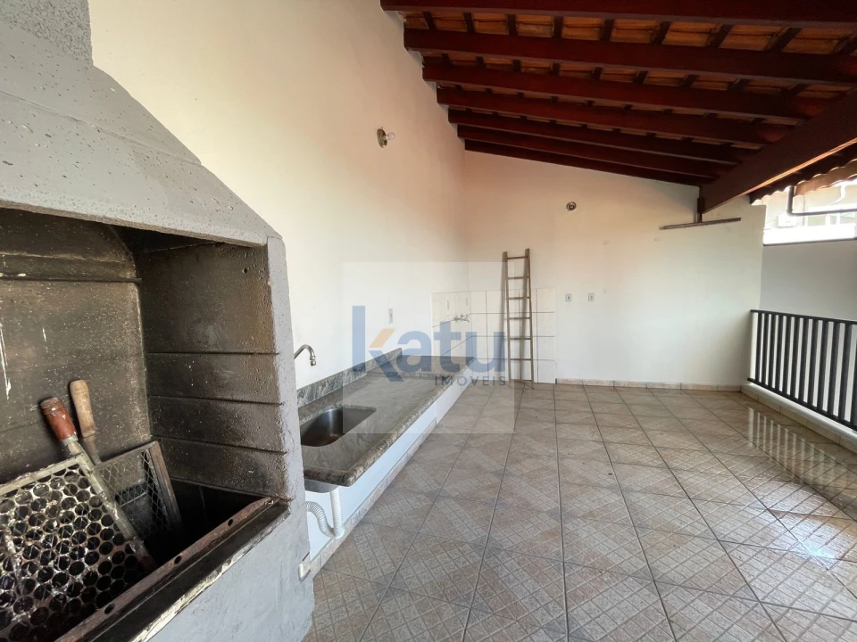 Imagens do imóveis Casa com Edicula à Venda ou Locação no Bairro Medeiros - Jundiai/SP