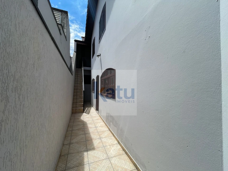 Imagens do imóveis Casa com Edicula à Venda ou Locação no Bairro Medeiros - Jundiai/SP