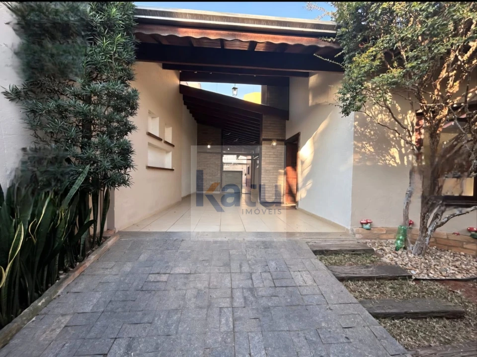 Imagens do imóveis Casa com 3 quartos para alugar no bairro São Vicente - Jundiaí/SP