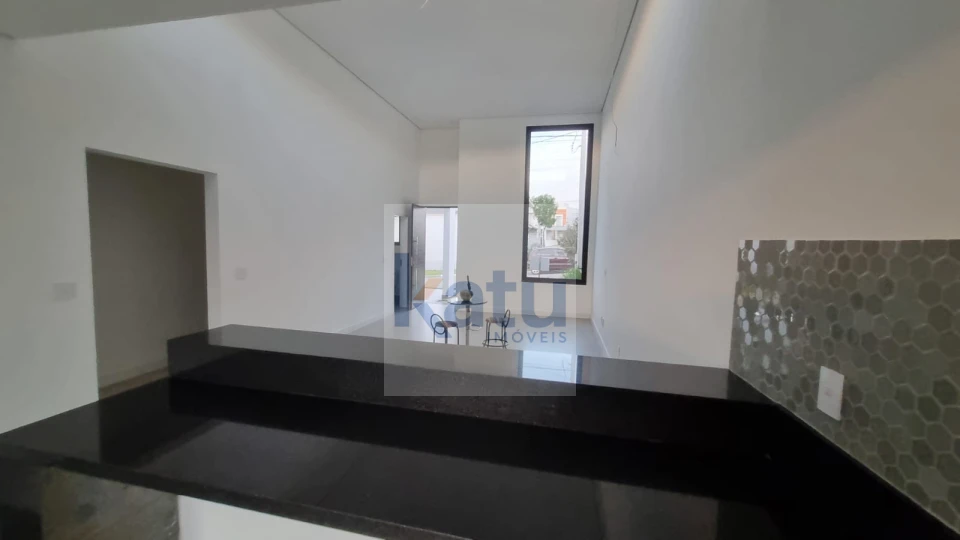 Imagens do imóveis CASA TÉRREA À VENDA COM 03 SUÍTES NO CONDOMÍNIO PHYTUS - ITUPEVA/SP