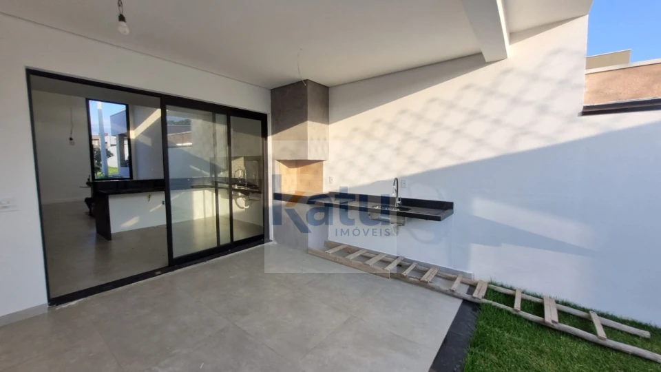 Imagens do imóveis CASA TÉRREA À VENDA COM 03 SUÍTES NO CONDOMÍNIO PHYTUS - ITUPEVA/SP