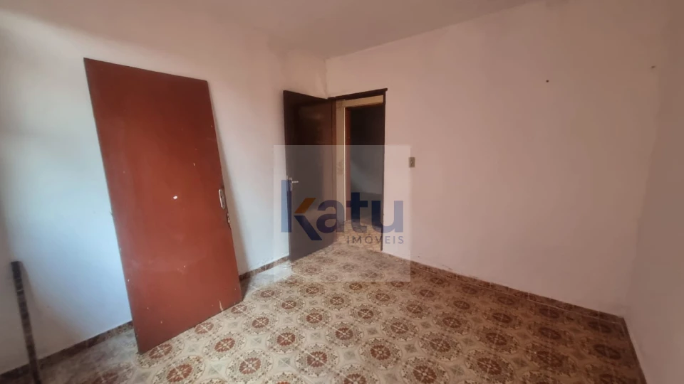 Imagens do imóveis CASA À VENDA COM 4 DORMITÓRIOS NO BAIRRO VILA ROSSI - JUNDIAÍ/SP