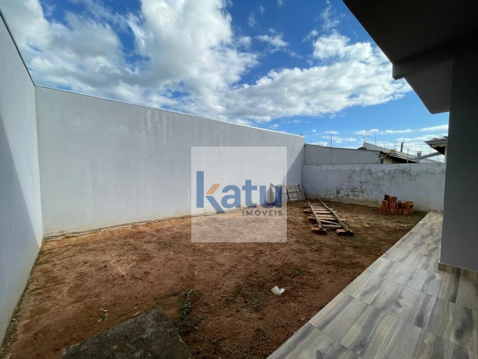 Imagens do imóveis CASA À VENDA COM 3 DORMITÓRIOS (1 SUÍTE) NO RESIDENCIAL GIRASSOL – ITUPEVA/SP