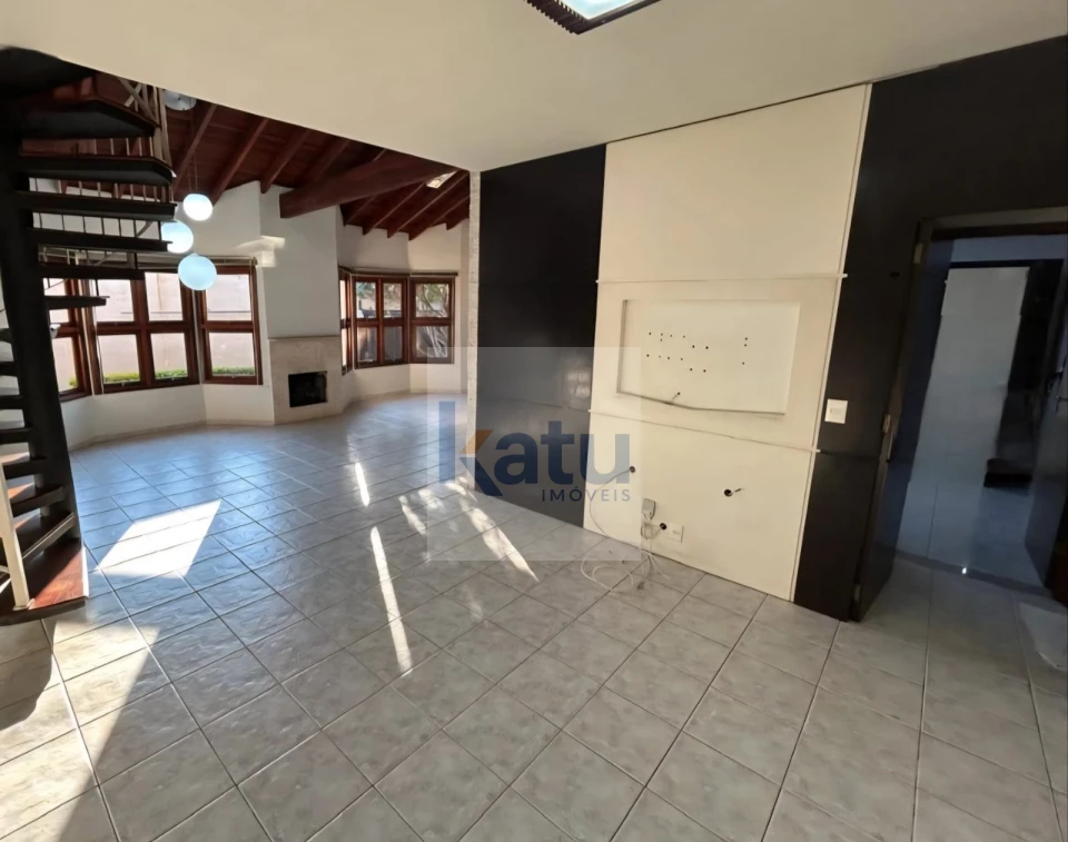 Imagens do imóveis Casa com 3 quartos para alugar no bairro São Vicente - Jundiaí/SP