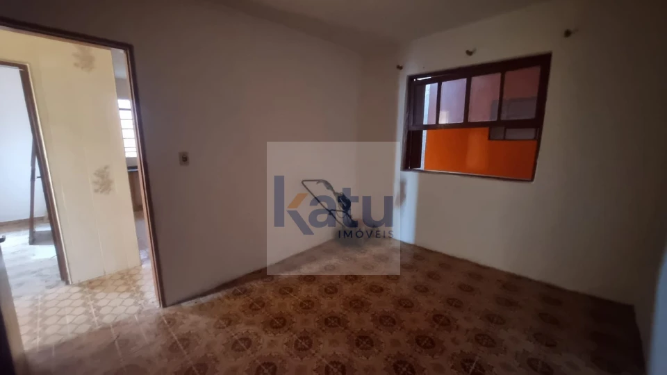 Imagens do imóveis CASA À VENDA COM 4 DORMITÓRIOS NO BAIRRO VILA ROSSI - JUNDIAÍ/SP