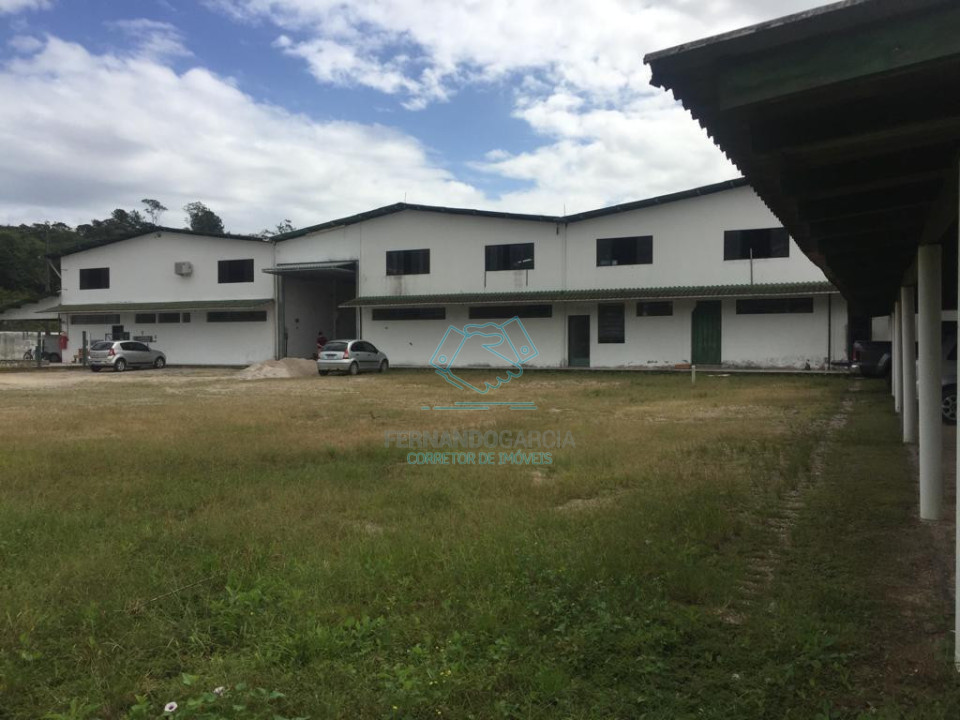 GASPAR/SC, GALPÃO COM ALTA RENTABILIDADE E INFRAESTRUTURA COMPLETA