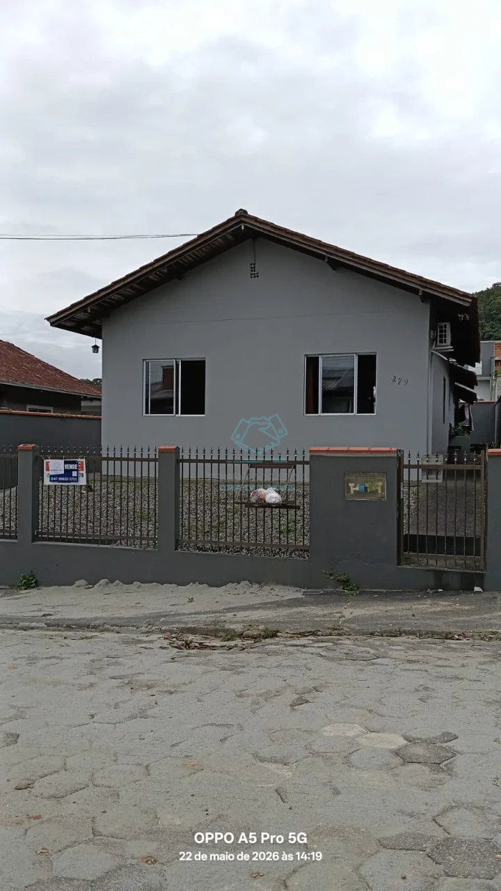 Casa com 3 quartos à venda no Petrópolis, Joinville
