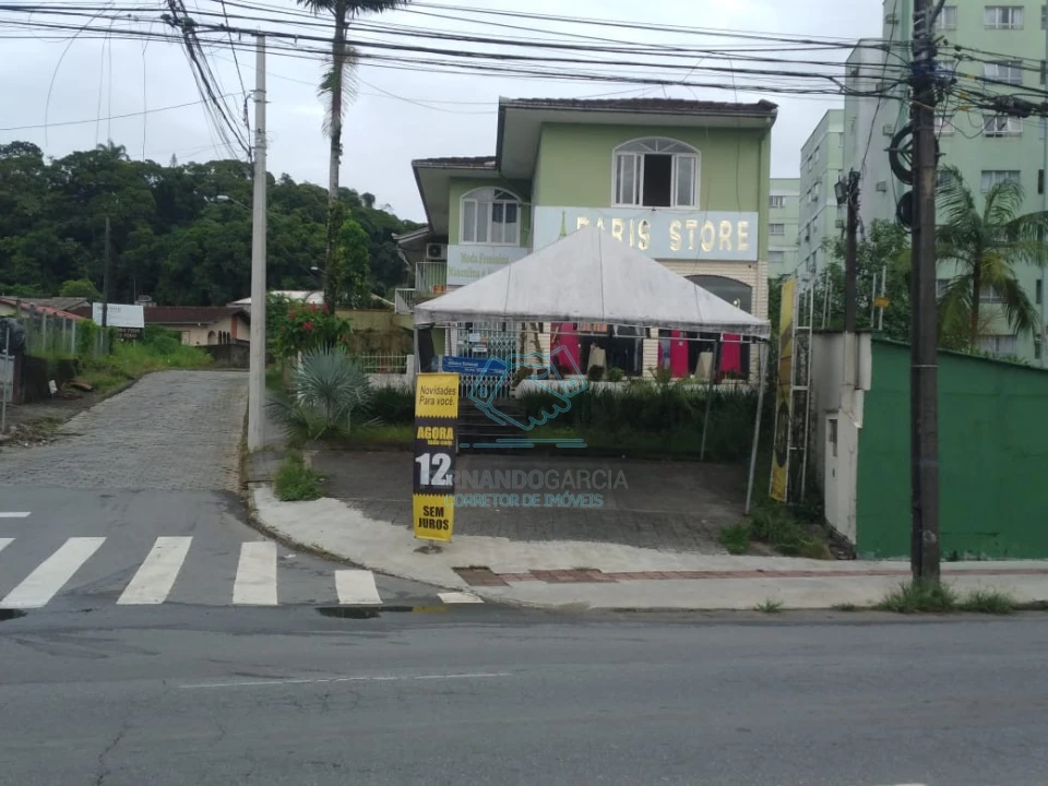 Casa comercial com 2 salas à venda no Boa Vista, Joinville