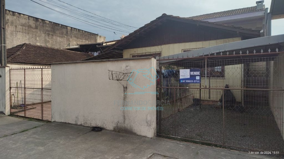 casa para investimento no Jardim Iririú