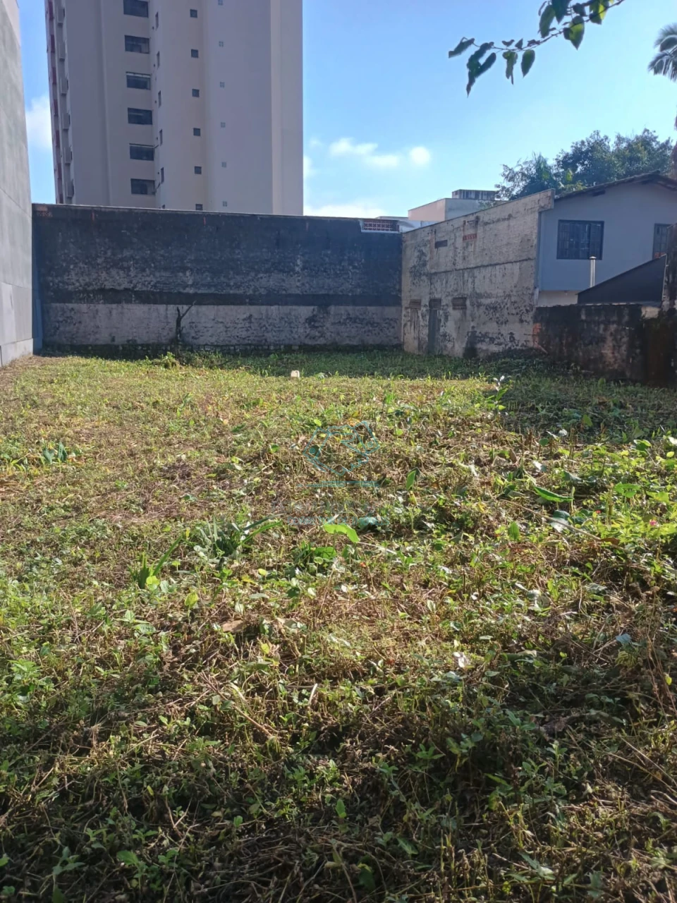 Terreno à venda no Atiradores, Joinville