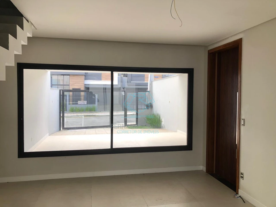 Casa com 3 quartos à venda no Saguaçu, Joinville