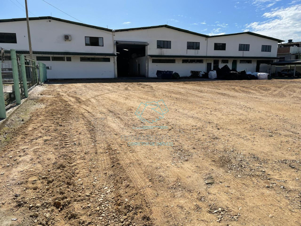 GASPAR/SC, GALPÃO COM ALTA RENTABILIDADE E INFRAESTRUTURA COMPLETA