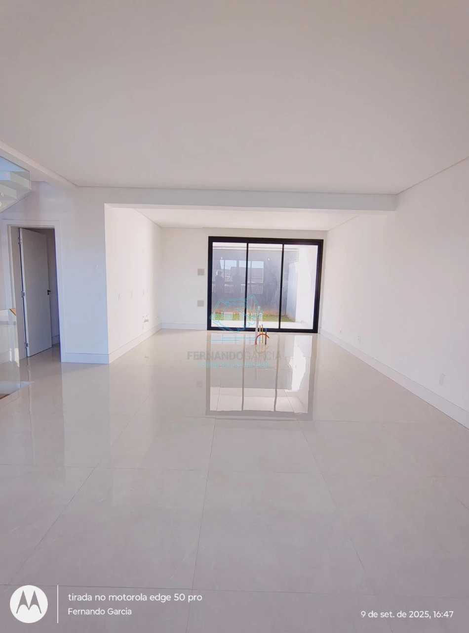 Casa com 3 quartos à venda no Floresta, Joinville