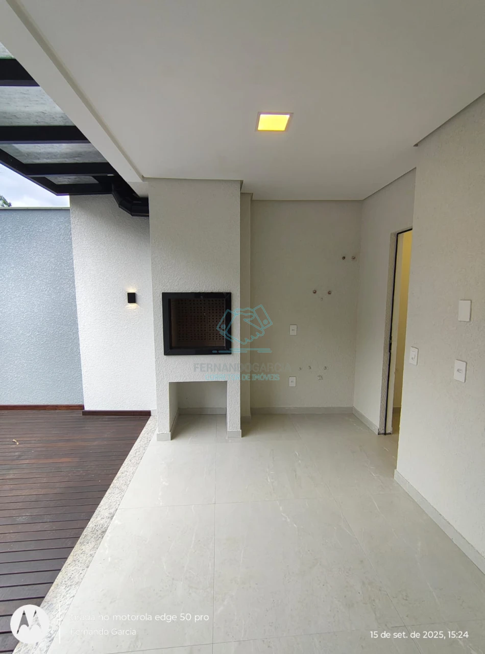 Casa com 3 quartos à venda no Atiradores, Joinville