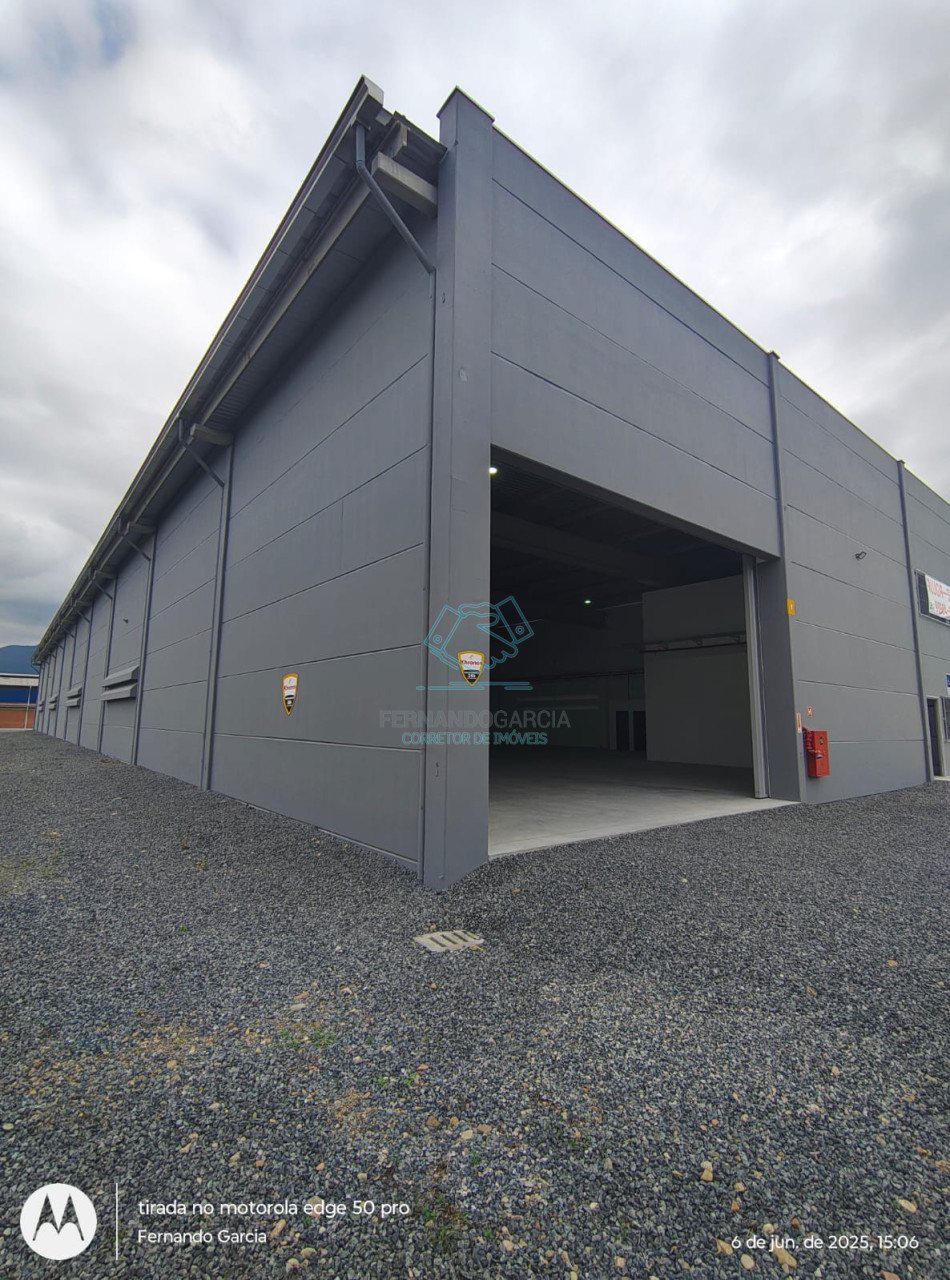 Locação de Galpão Comercial - Zona Industrial, Joinville