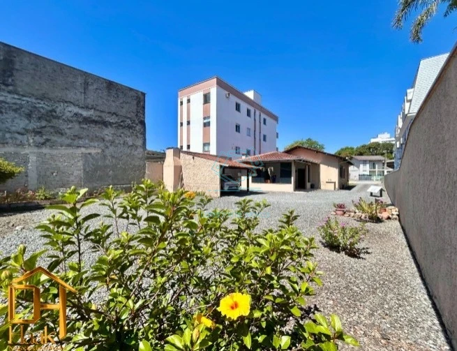 Casa com 3 quartos à venda no Saguaçu, Joinville