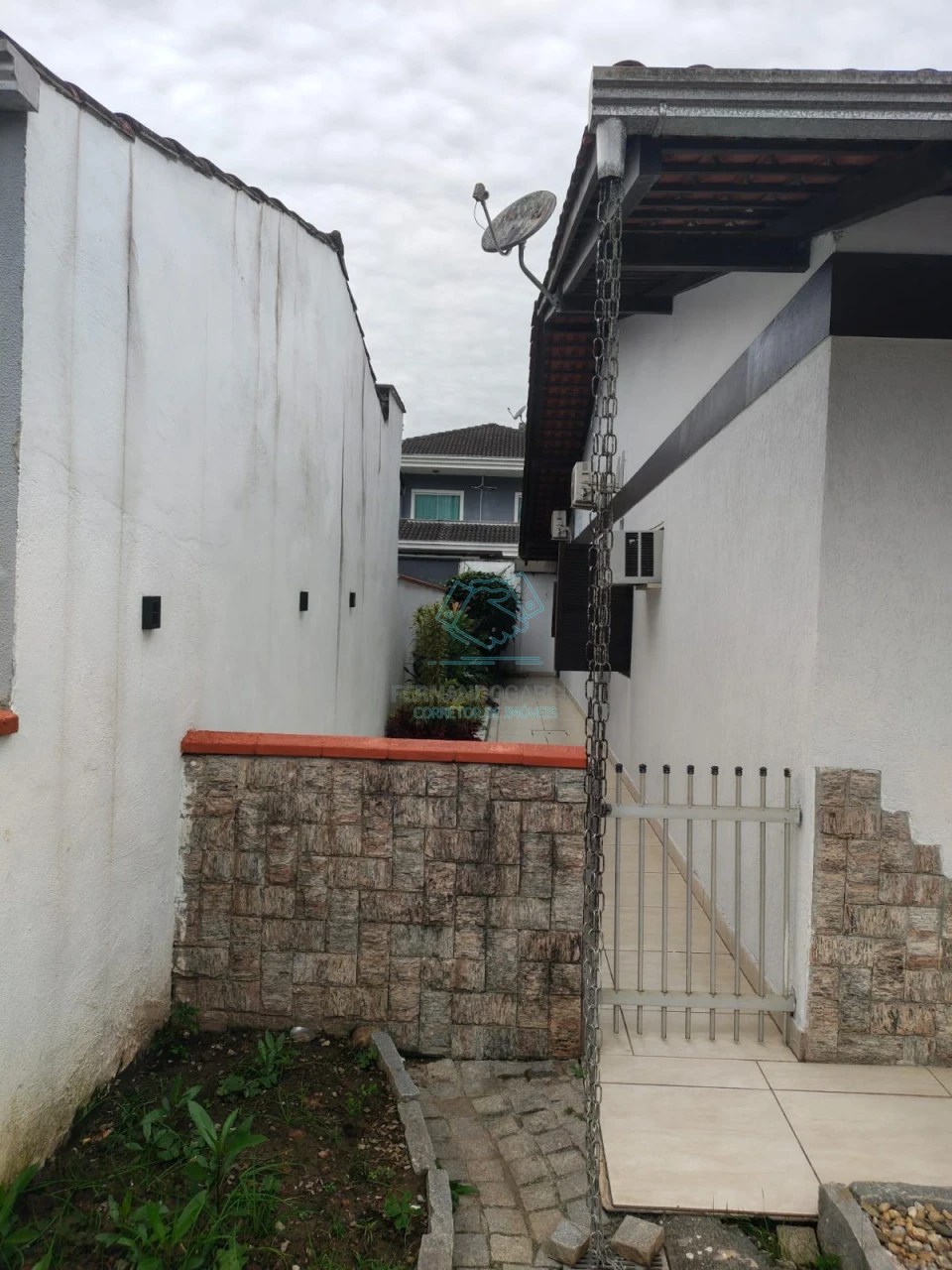 Casa em condomínio fechado com 4 quartos à venda no Saguaçu, Joinville