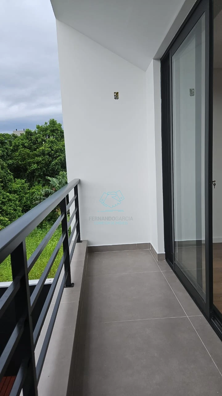 Casa com 3 quartos à venda no Saguaçu, Joinville