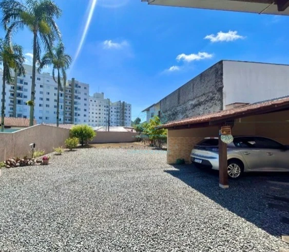 Casa com 3 quartos à venda no Saguaçu, Joinville