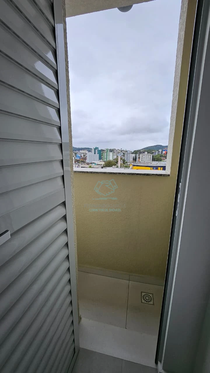 Apartamento com 3 quartos à venda no América, Joinville