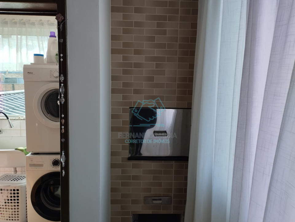 Casa comercial com 4 salas à venda no Comasa, Joinville