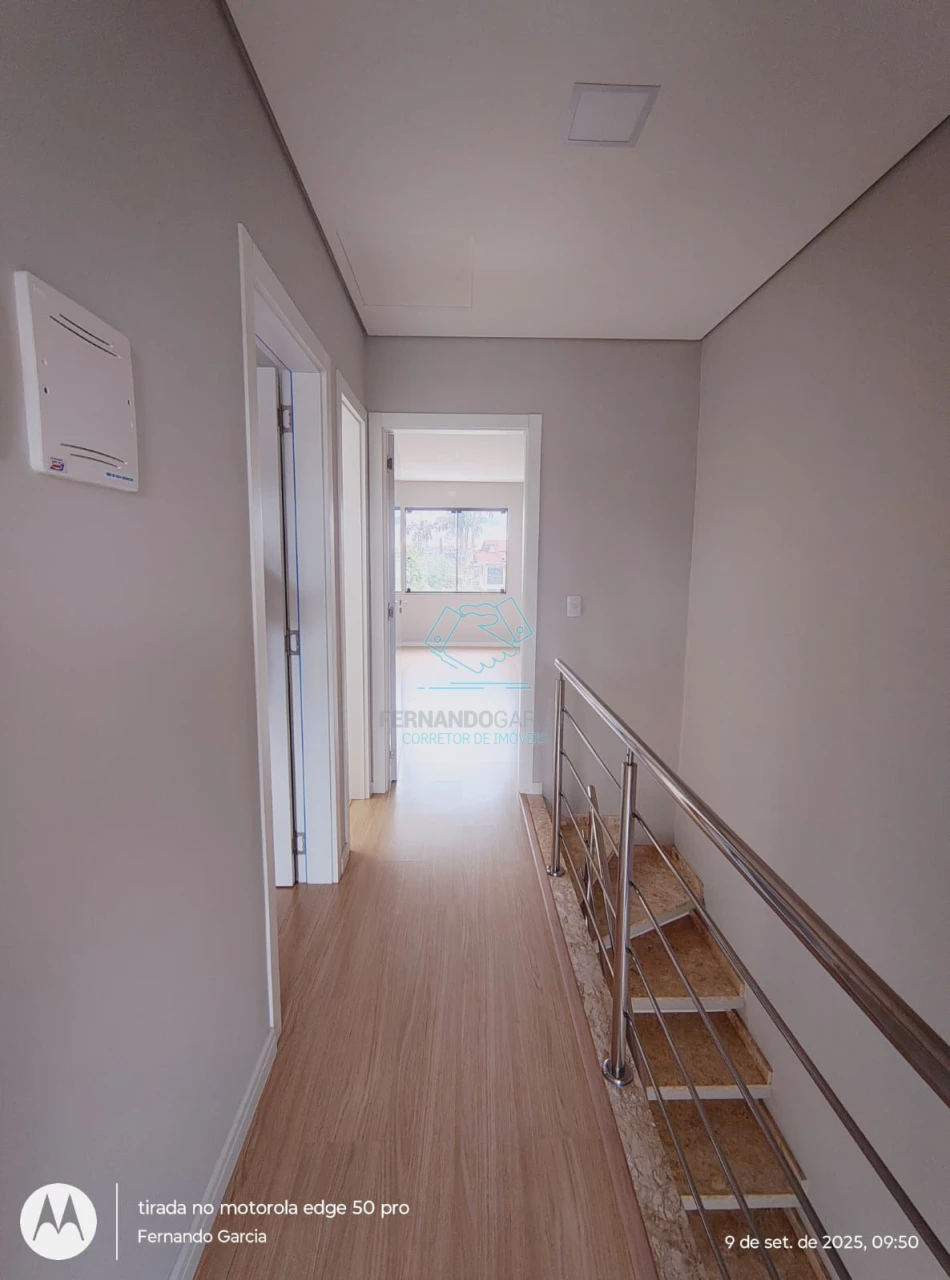 Lindo sobrado geminado à venda no bairro bom retiro