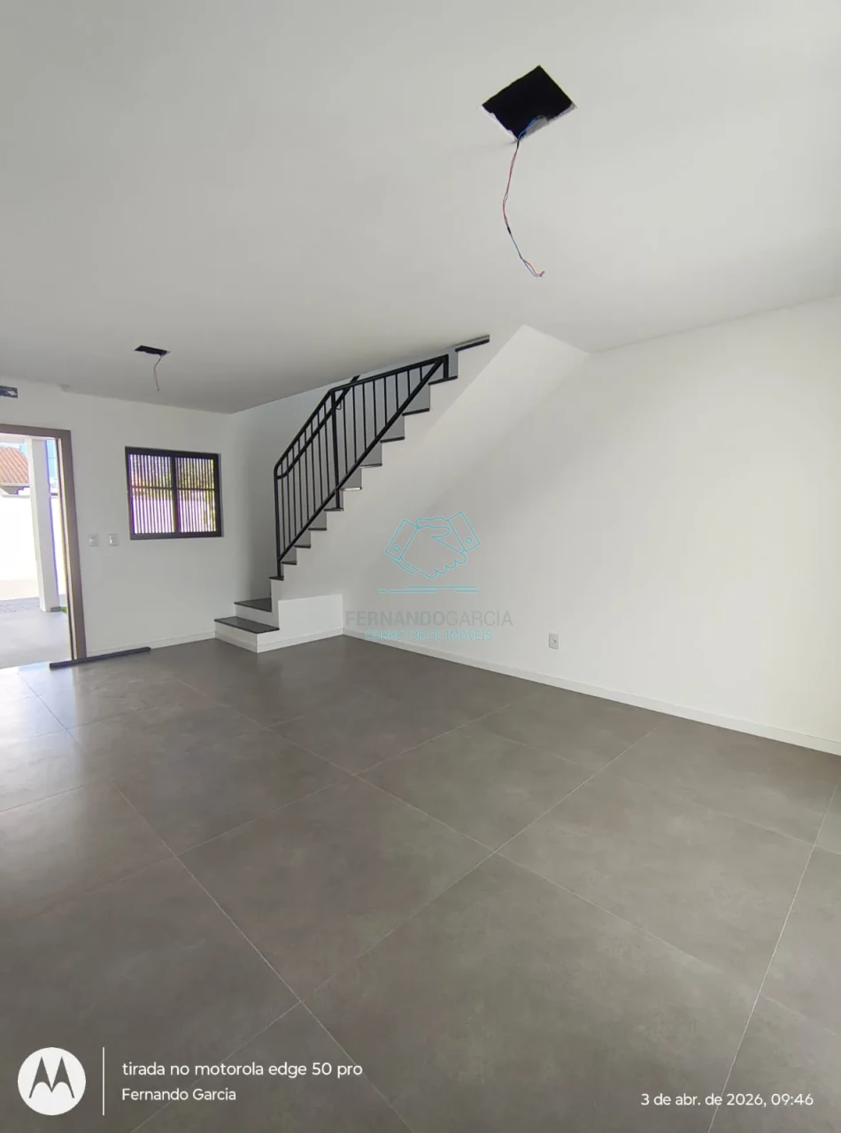 Oportunidade Imperdível: Sobrado Geminado de Alto padrão no Vila nova