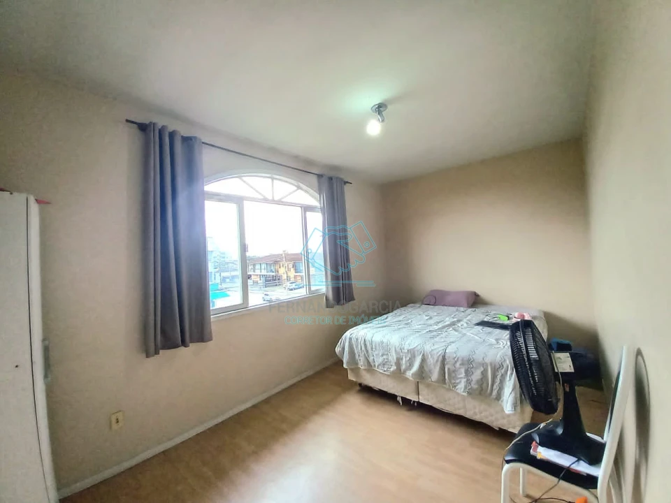 Casa comercial com 2 salas à venda no Boa Vista, Joinville