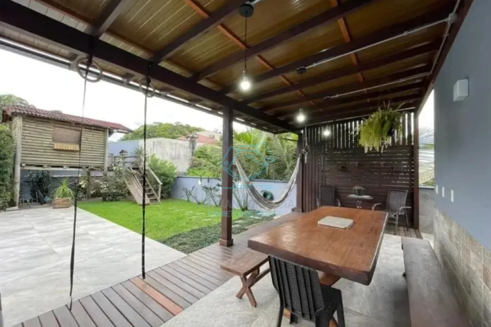 Casa com 3 quartos à venda no Costa e Silva, Joinville