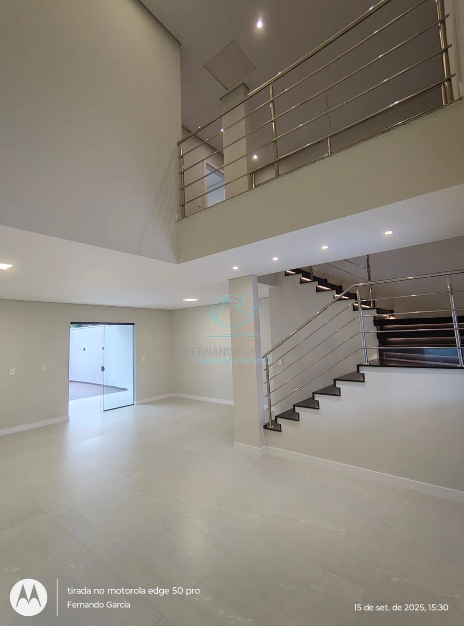 Casa com 3 quartos à venda no Atiradores, Joinville