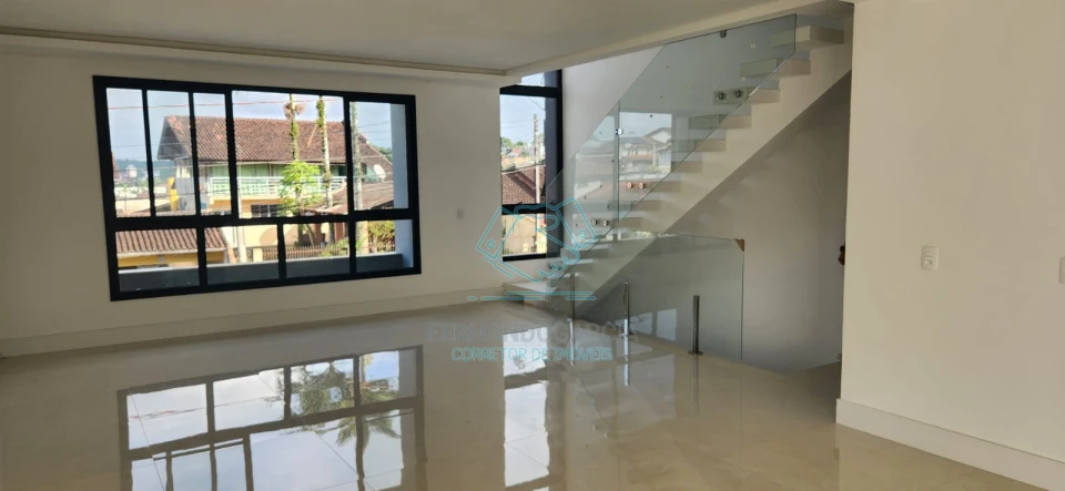 Casa com 3 quartos à venda no Floresta, Joinville