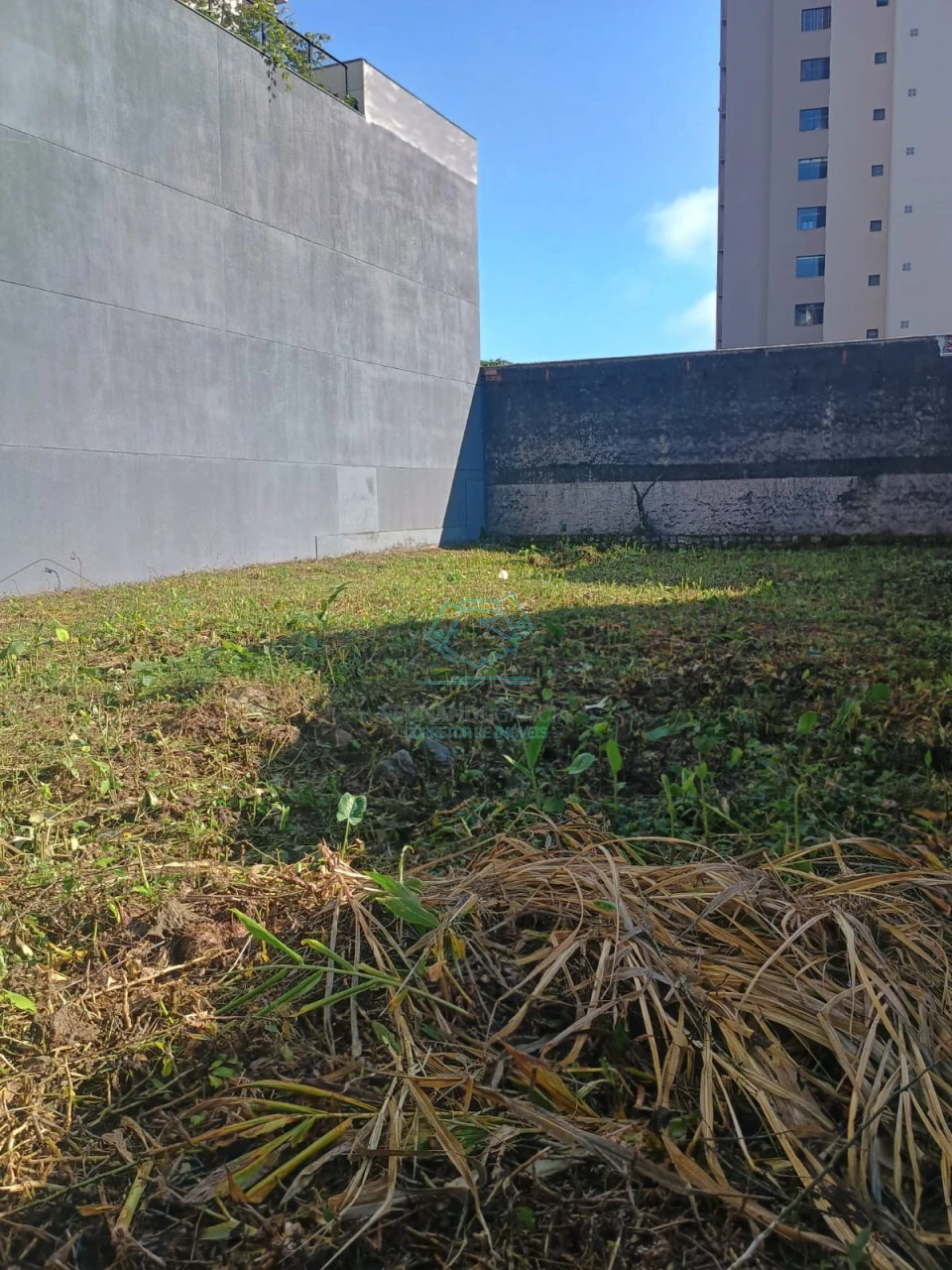 Terreno à venda no Atiradores, Joinville