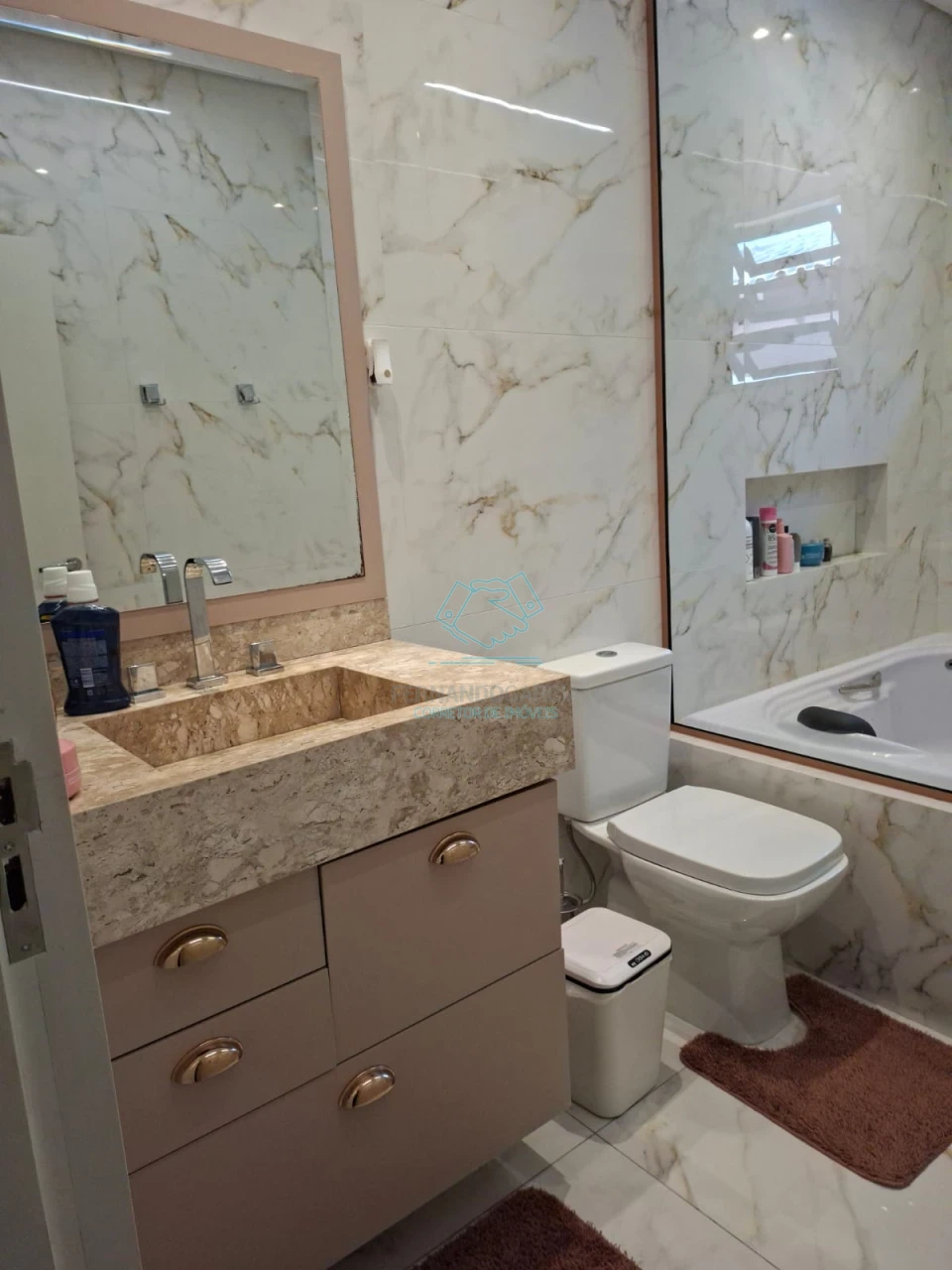 Casa com 2 quartos à venda na Vila Nova, Joinville