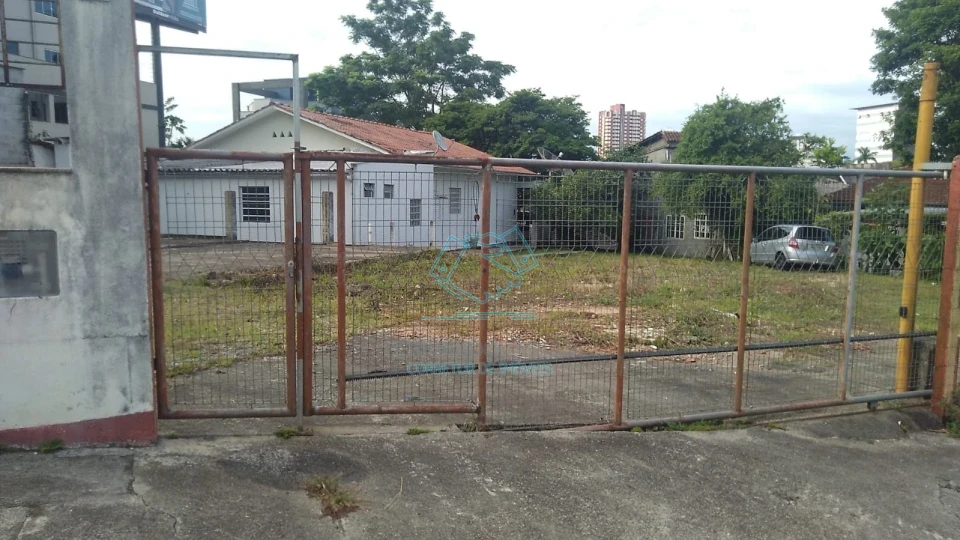 Terreno à venda no Saguaçu, Joinville