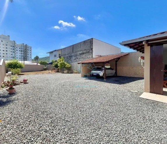 Casa com 3 quartos à venda no Saguaçu, Joinville