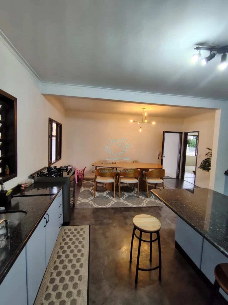 Casa em condomínio fechado com 4 quartos à venda no Saguaçu, Joinville