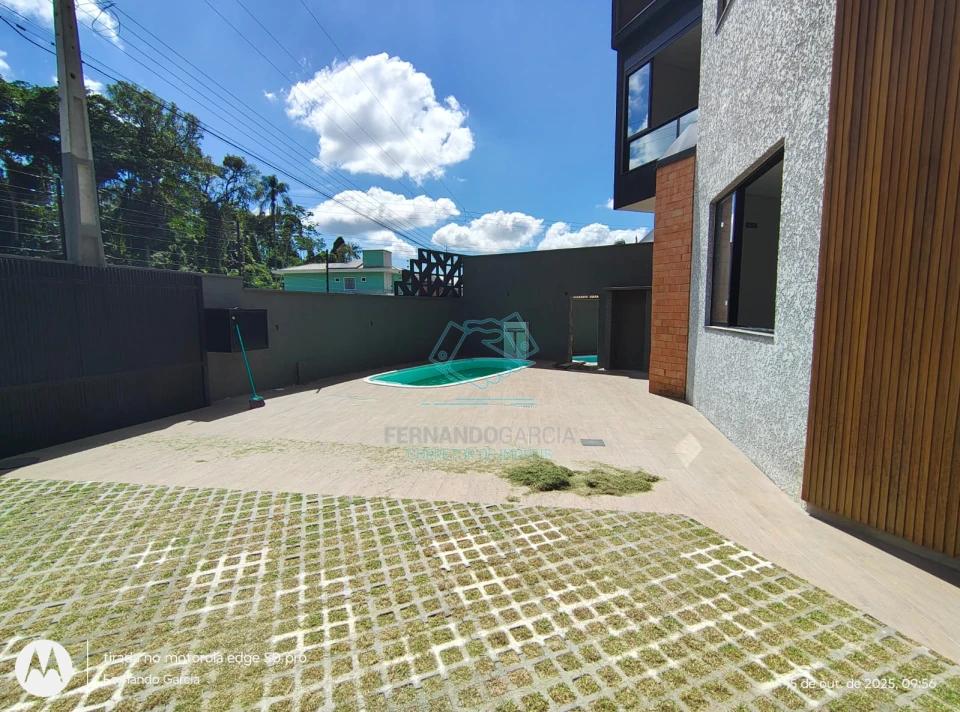 Casa com 3 quartos à venda no Petrópolis, Joinville