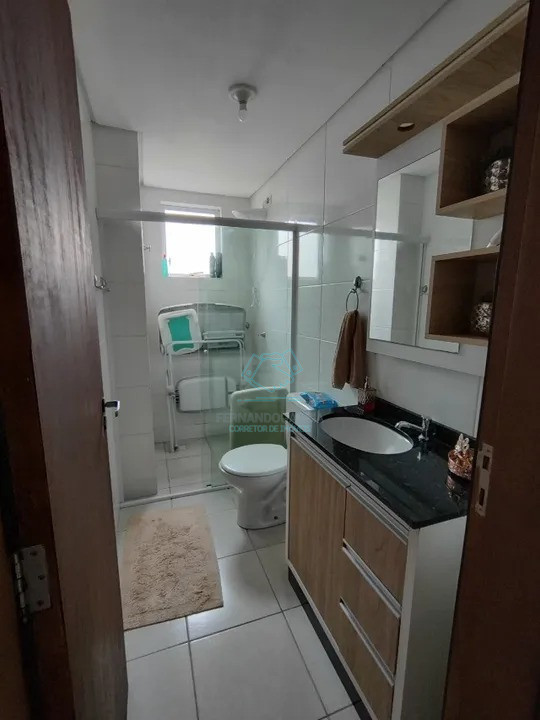Apartamento no Bairro Santo Antônio com 1 suíte mais 1 dormitório