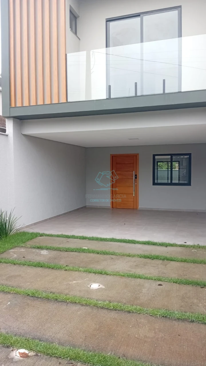 Casa com 3 quartos à venda no Bom Retiro, Joinville