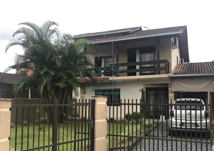 Casa com 3 quartos à venda na Vila Nova, Joinville