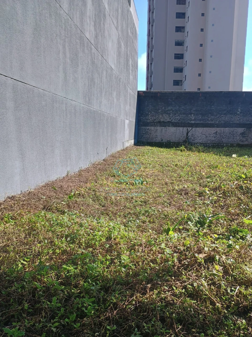 Terreno à venda no Atiradores, Joinville