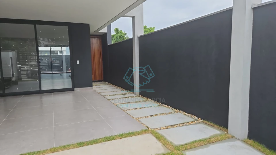 Casa com 3 quartos à venda no Saguaçu, Joinville