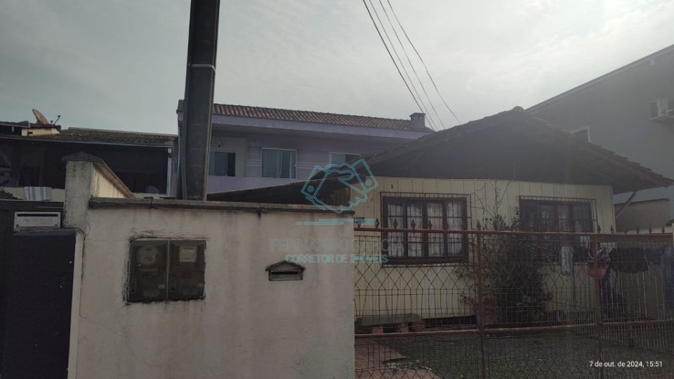 casa para investimento no Jardim Iririú